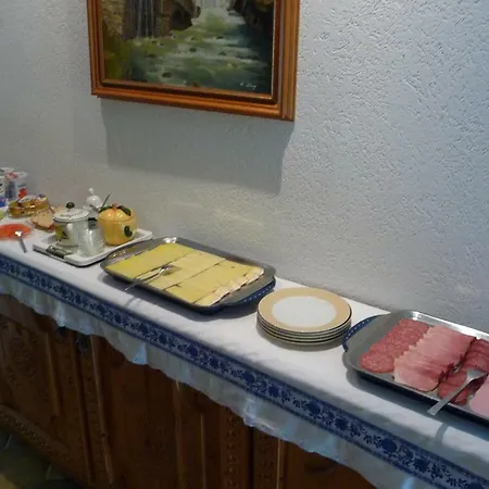 Landhaus Mayr Guest house Wiesing
