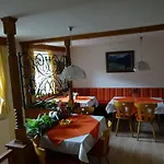 Guest house Landhaus Mayr