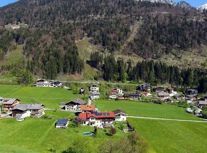Landhaus Mayr بيت ضيافة ويسنغ